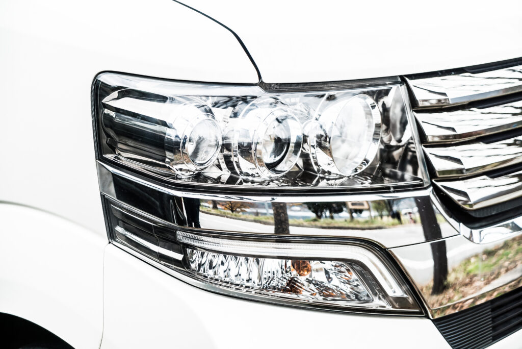 Selective focus point on Headlight lamp car